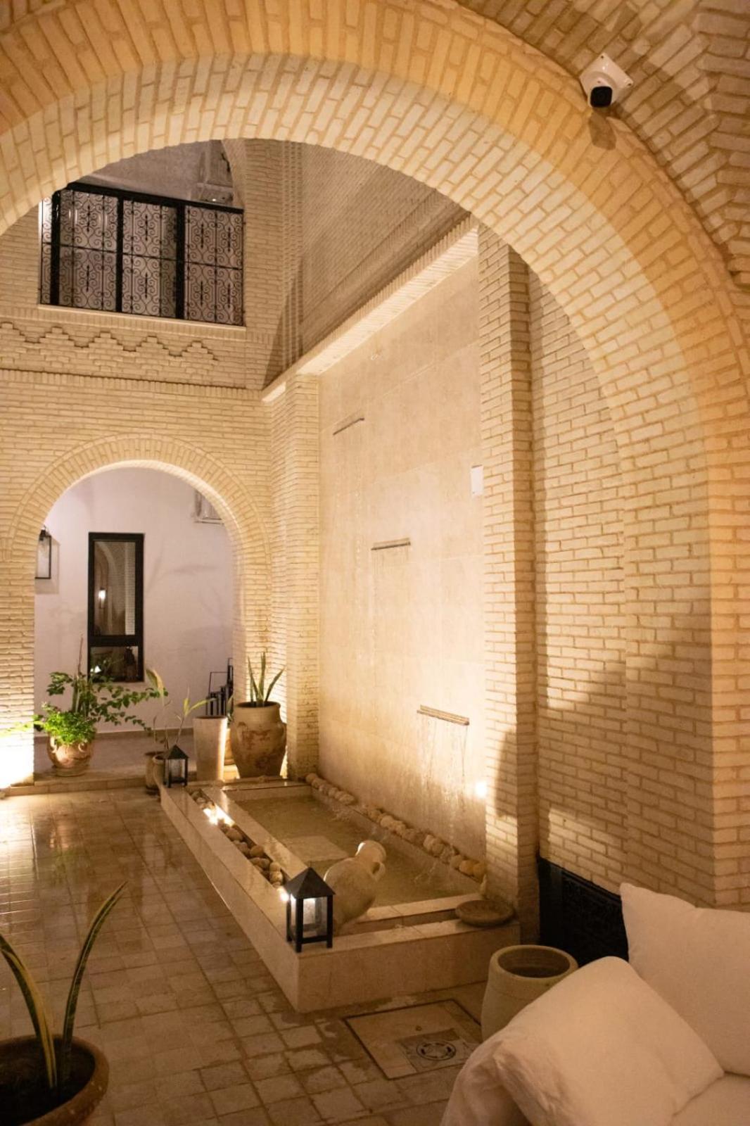Dar Fatima Bed & Breakfast Tozeur Bagian luar foto